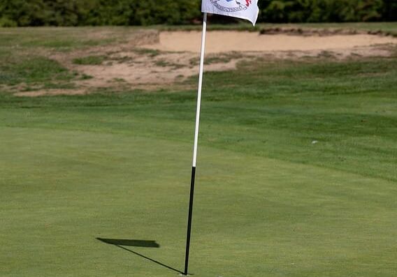 golf-flag-7465211_640 golf-flag-7465211_640